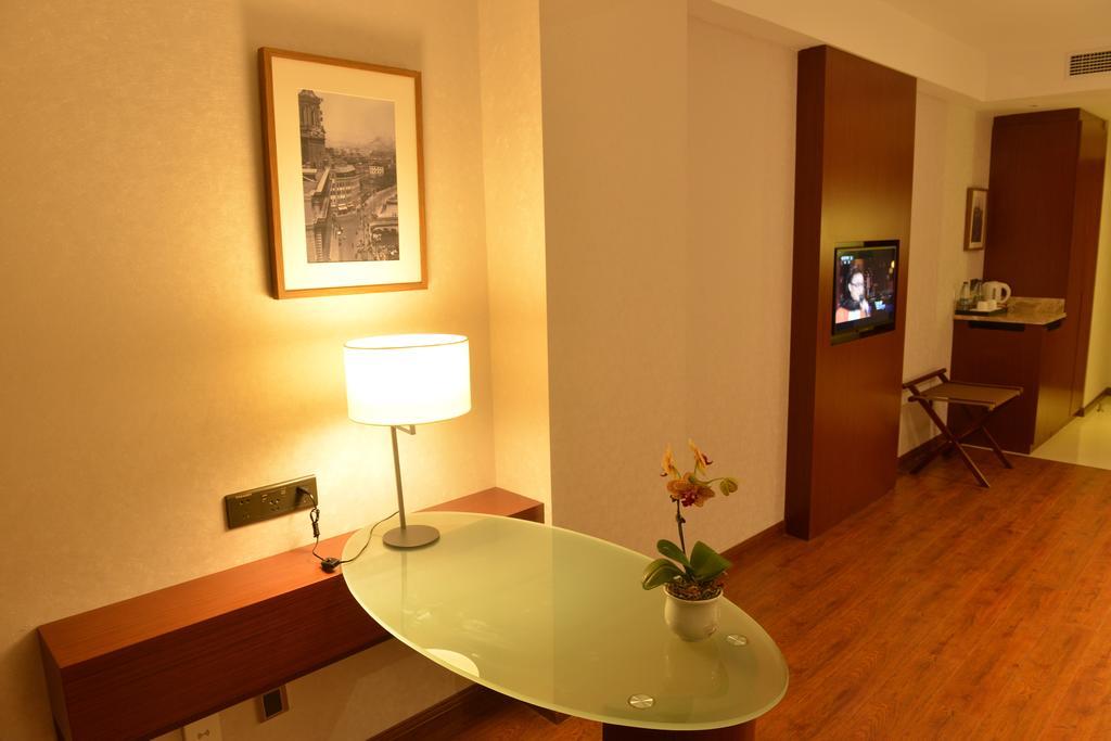 Yitel Ningbo Old Bund Hotel Zimmer foto